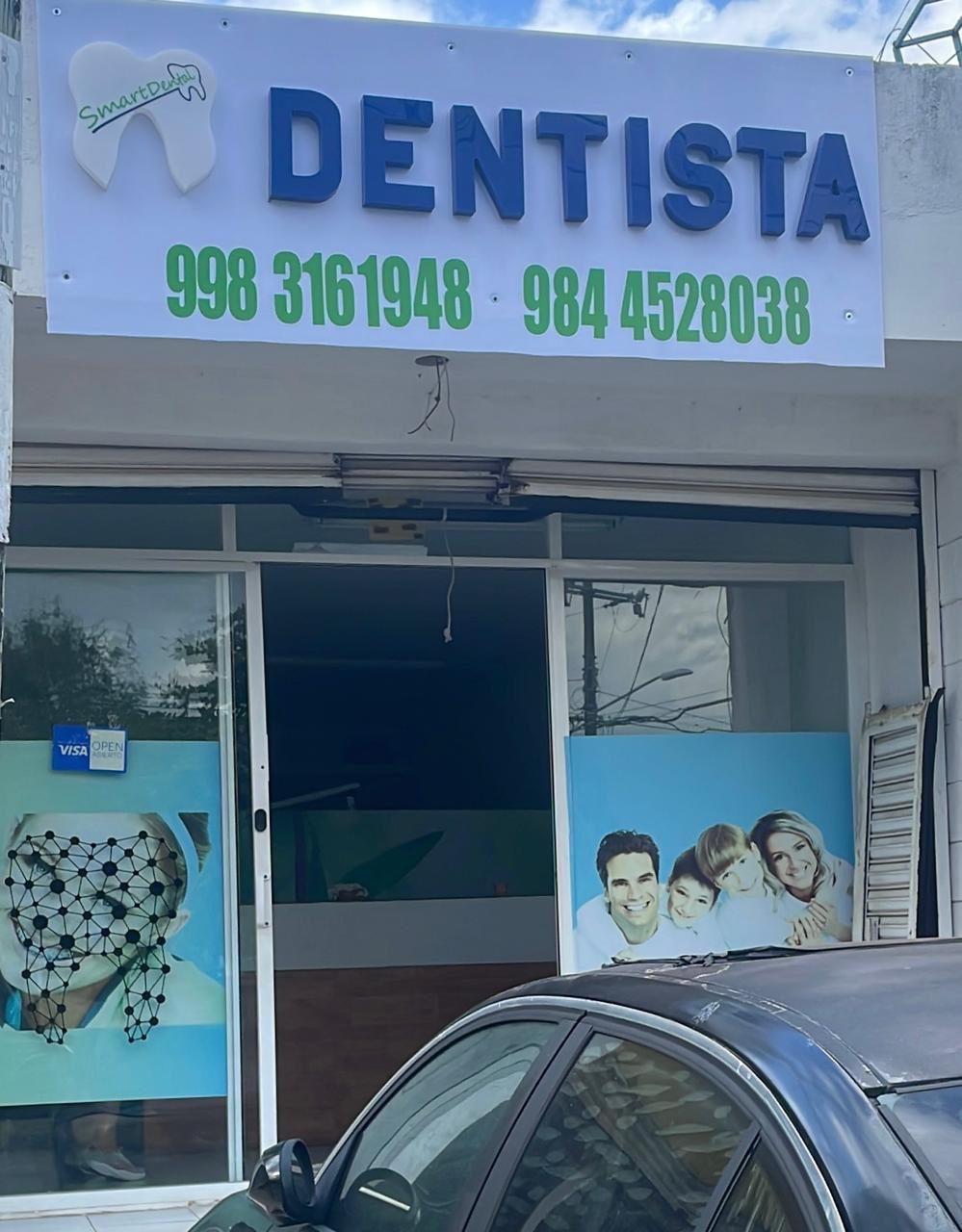 Fachada de Smart Dental en Cancún